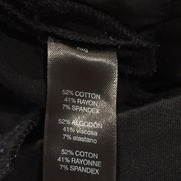 Classic WHBM black bermuda shorts - Picture 7 of 8